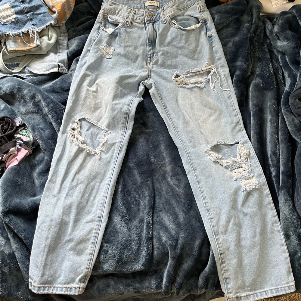 Ripped jeans